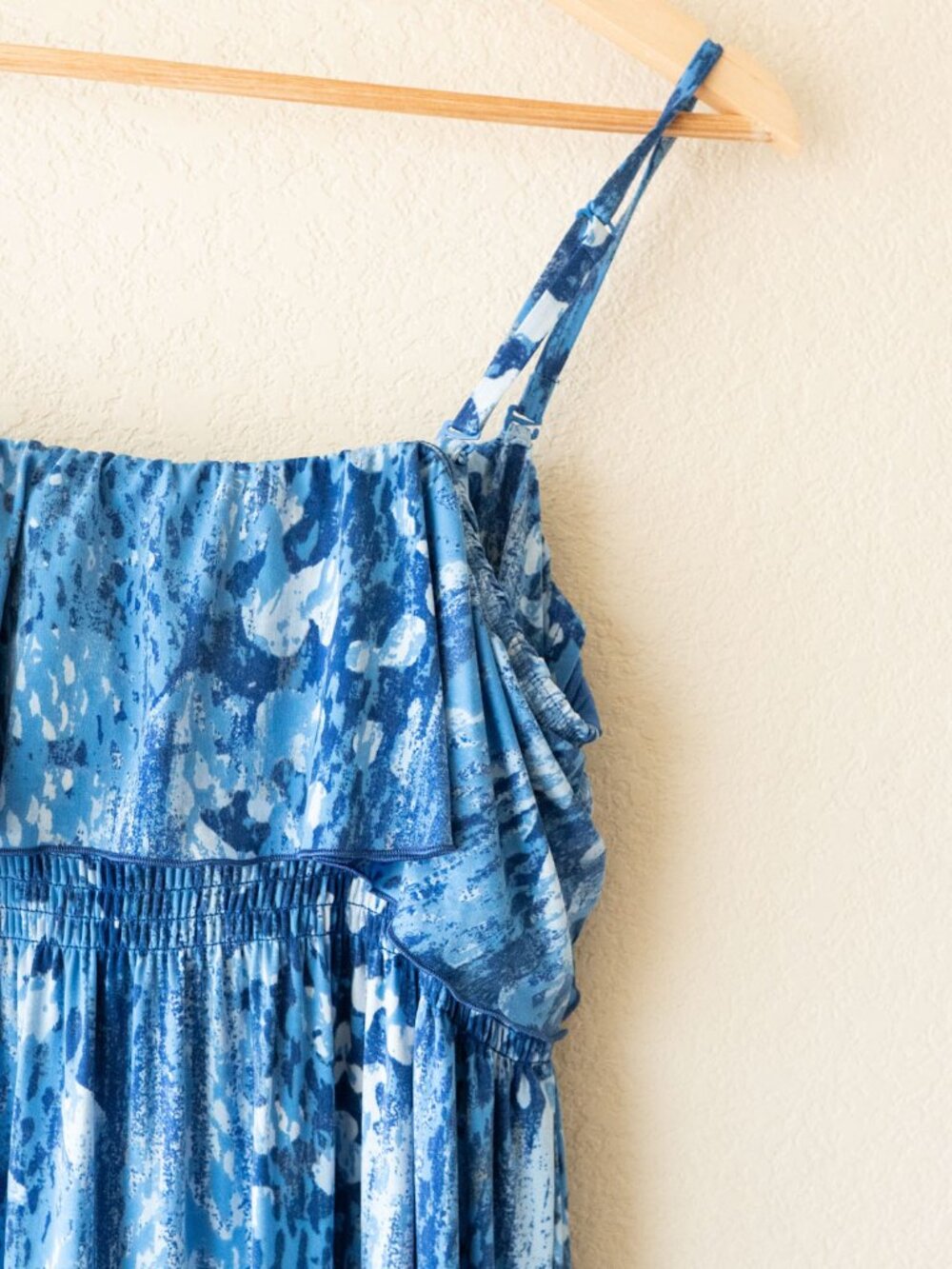 Soma Flounce Bandeau Maxi Dress Womens XL Waterfall Blue Abstract Strapless - Picture 12 of 13